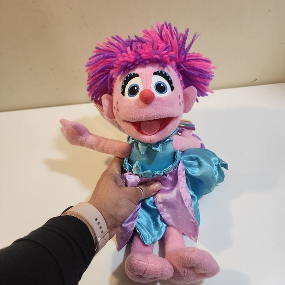 SESAME STREES Abby Cabbady Plush Stuffed Doll - Picture 5 of 10